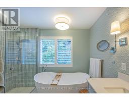 46 FOXBOROUGH GROVE - 27