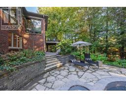 46 FOXBOROUGH GROVE - 46