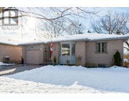 42 BENEDICT COURT - 2