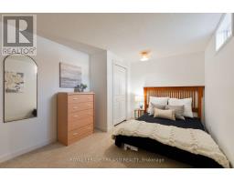 42 BENEDICT COURT - 25