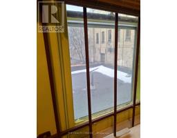 616 DUNDAS STREET E - 21