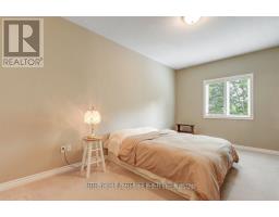 12 - 14 CADEAU TERRACE - 18