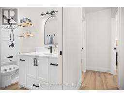 179 VALLEYVIEW DRIVE - 29