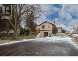 179 VALLEYVIEW DRIVE - 4