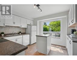 82 - 1990 WAVELL STREET - 6