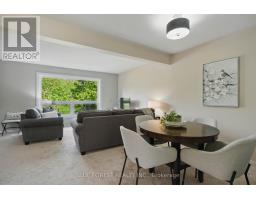 82 - 1990 WAVELL STREET - 9