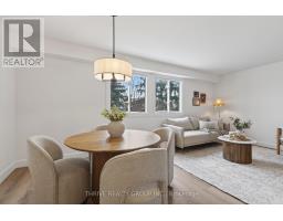 47 - 30 CLARENDON CRESCENT - 14