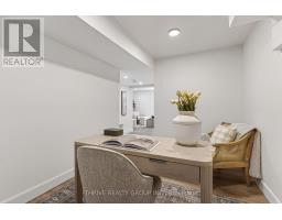 47 - 30 CLARENDON CRESCENT - 38