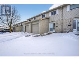 47 - 30 CLARENDON CRESCENT - 4