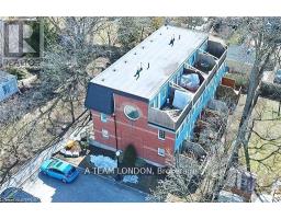 3 - 39 REGINA STREET - 3