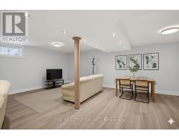 39 THOMAS JANES DRIVE - 31