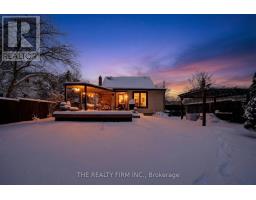 39 THOMAS JANES DRIVE - 42