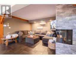 42 LAKESIDE CIRCLE - 11