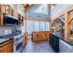 42 LAKESIDE CIRCLE - 2