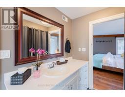 42 LAKESIDE CIRCLE - 33