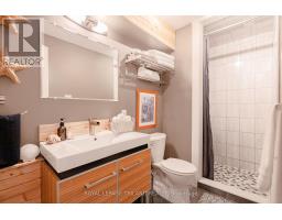 42 LAKESIDE CIRCLE - 39