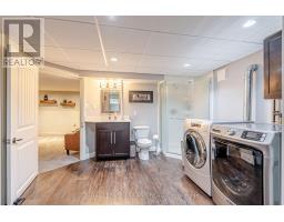 231 THAMES CRESCENT - 24