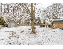 231 THAMES CRESCENT - 26