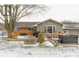 231 THAMES CRESCENT - 28