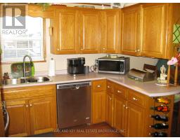 121 - 2189 DUNDAS STREET E - 16