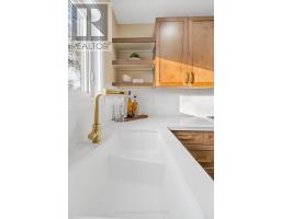 375 COLVILLE BOULEVARD - 11