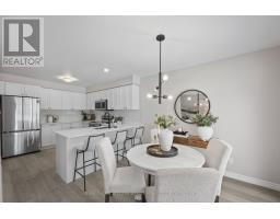 66 - 601 GRENFELL DRIVE - 19