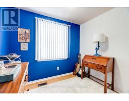 55 BRECKENRIDGE CRESCENT - 17