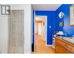 55 BRECKENRIDGE CRESCENT - 18