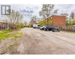 136 ELMWOOD AVENUE E - 24