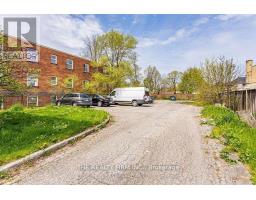 136 ELMWOOD AVENUE E - 25