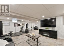 530 HIGHVIEW DRIVE - 28
