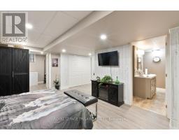 530 HIGHVIEW DRIVE - 31