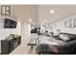 530 HIGHVIEW DRIVE - 36