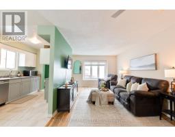 264 SIMPSON CRESCENT - 11