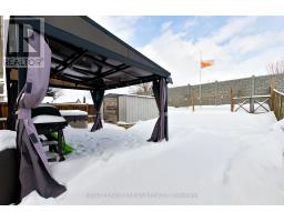 264 SIMPSON CRESCENT - 39