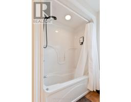 18 PEACH TREE BOULEVARD - 27