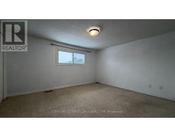 8 - 45 GATEWOOD PLACE - 9