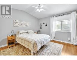 35 - 1241 BEAVERBROOK AVENUE - 19