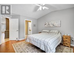 35 - 1241 BEAVERBROOK AVENUE - 20