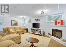 35 - 1241 BEAVERBROOK AVENUE - 30