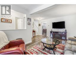 82 - 141 CONDOR COURT - 10