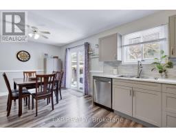 82 - 141 CONDOR COURT - 18