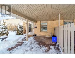 82 - 141 CONDOR COURT - 3