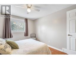 82 - 141 CONDOR COURT - 30