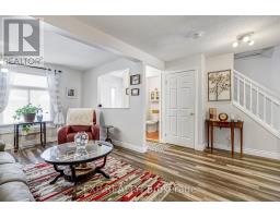 82 - 141 CONDOR COURT - 9