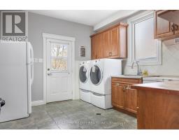 12 PRESPA COURT - 18