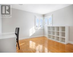 12 PRESPA COURT - 28