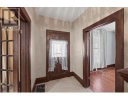 136 QUEEN STREET - 11