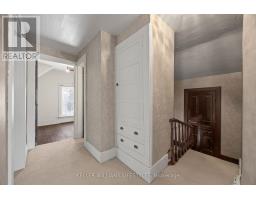 136 QUEEN STREET - 23