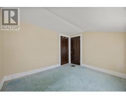 136 QUEEN STREET - 27